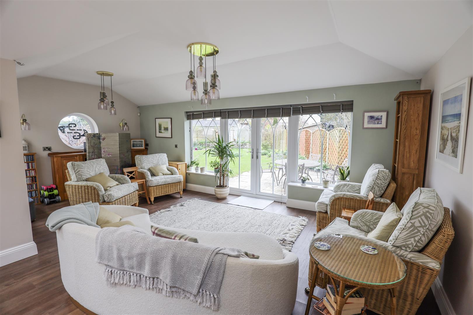 Swn-Y-Nant, Tyle House Close, Llanmaes, Nr Llantwit Major, CF61 2XZ